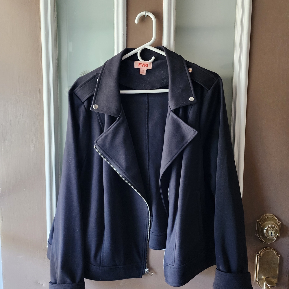 EVRI Women's Black Jacket